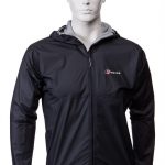 Berghaus Hyper 100 Jacket, die zur Zeit leichteste wasserdichte 3-Lagen Jacke auf dem Markt, 97 Gramm!